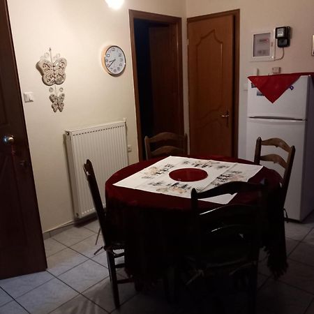 Poly'S Cozy Home Волос Екстер'єр фото