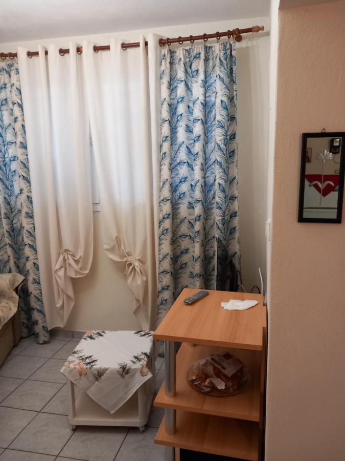 Poly'S Cozy Home Волос Екстер'єр фото